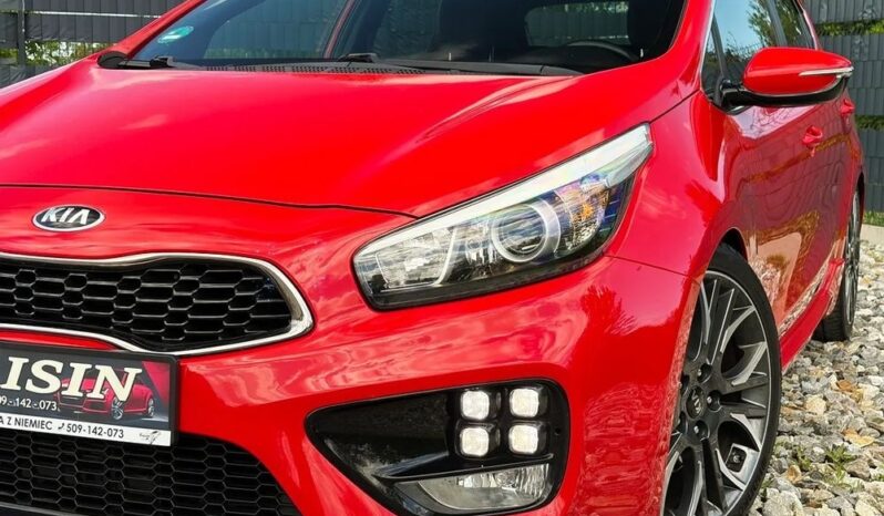 KIA Ceed  | FWD (przód) | Manualna | 204 KM | Czerwony full