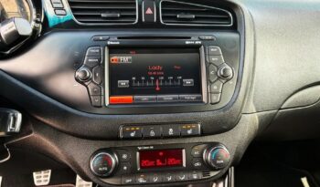 KIA Ceed  | FWD (przód) | Manualna | 204 KM | Czerwony full