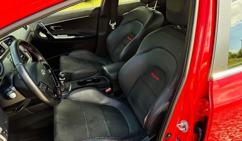 KIA Ceed  | FWD (przód) | Manualna | 204 KM | Czerwony full