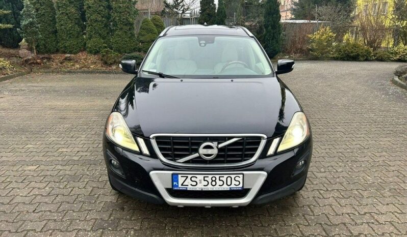 VOLVO XC 60 | 4×4 (doł. automatycznie) | Automatyczna | 205 KM | Niebieski full