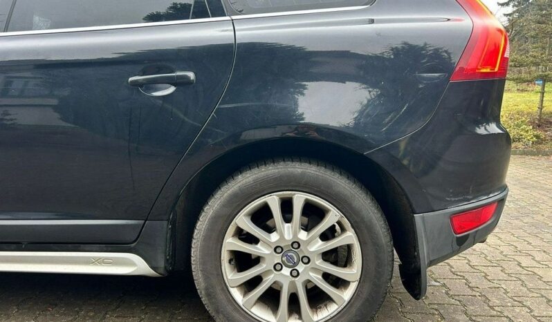 VOLVO XC 60 | 4×4 (doł. automatycznie) | Automatyczna | 205 KM | Niebieski full