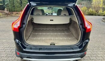 VOLVO XC 60 | 4×4 (doł. automatycznie) | Automatyczna | 205 KM | Niebieski full