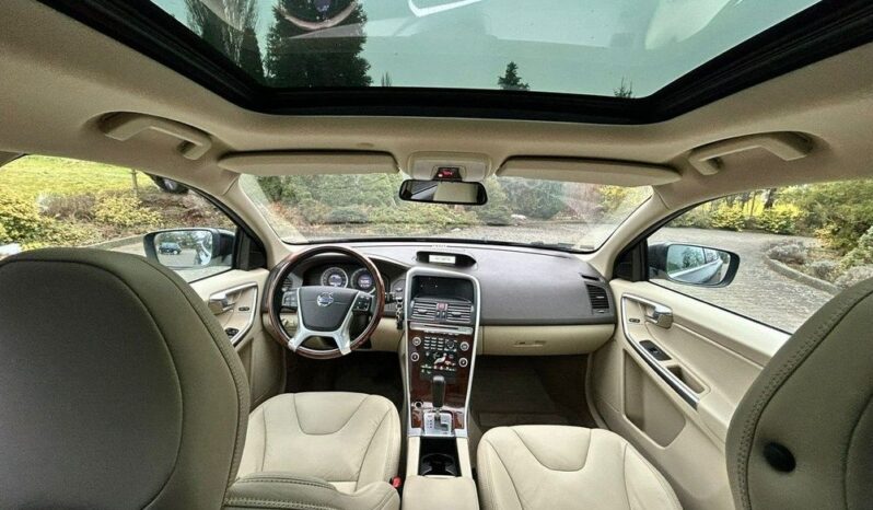 VOLVO XC 60 | 4×4 (doł. automatycznie) | Automatyczna | 205 KM | Niebieski full