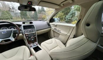 VOLVO XC 60 | 4×4 (doł. automatycznie) | Automatyczna | 205 KM | Niebieski full