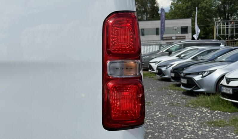 TOYOTA ProAce | FWD (przód) | Manualna | 122 KM | bialy full