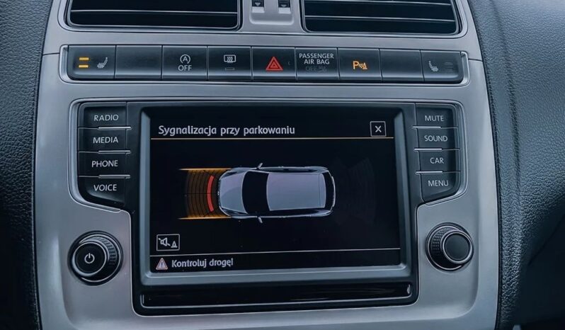 Volkswagen Polo | FWD (przód) | Automatyczna | 95 KM | Czarny full