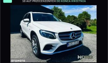 Mercedes-Benz Glc  | 4X4 (Stały) | Automatyczna | 211 Km | Biały