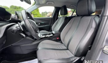 PEUGEOT 2008  | FWD (przód) | Automatyczna | 130 KM | Szary full