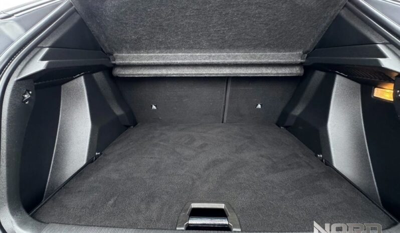 PEUGEOT 2008  | FWD (przód) | Automatyczna | 130 KM | Szary full