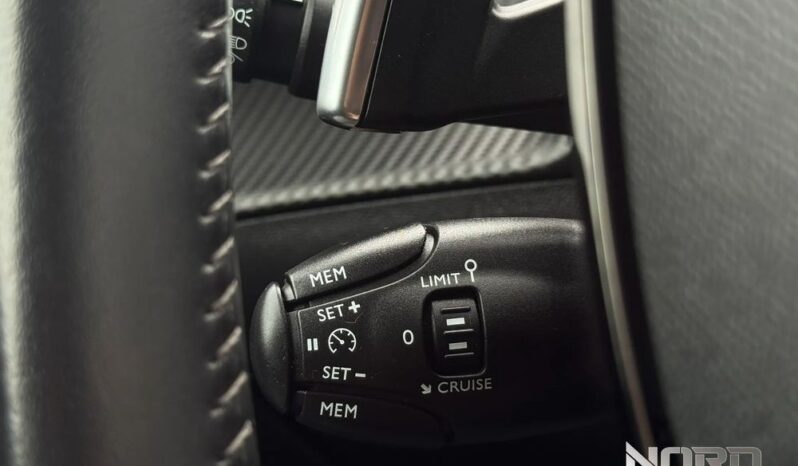 PEUGEOT 2008  | FWD (przód) | Automatyczna | 130 KM | Szary full