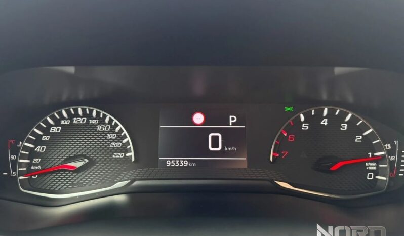 PEUGEOT 2008  | FWD (przód) | Automatyczna | 130 KM | Szary full