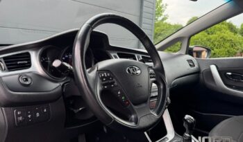 KIA Ceed  | FWD (przód) | Manualna | 100 KM | Czarny full