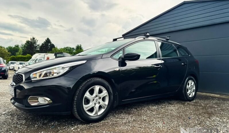 KIA Ceed  | FWD (przód) | Manualna | 100 KM | Czarny full