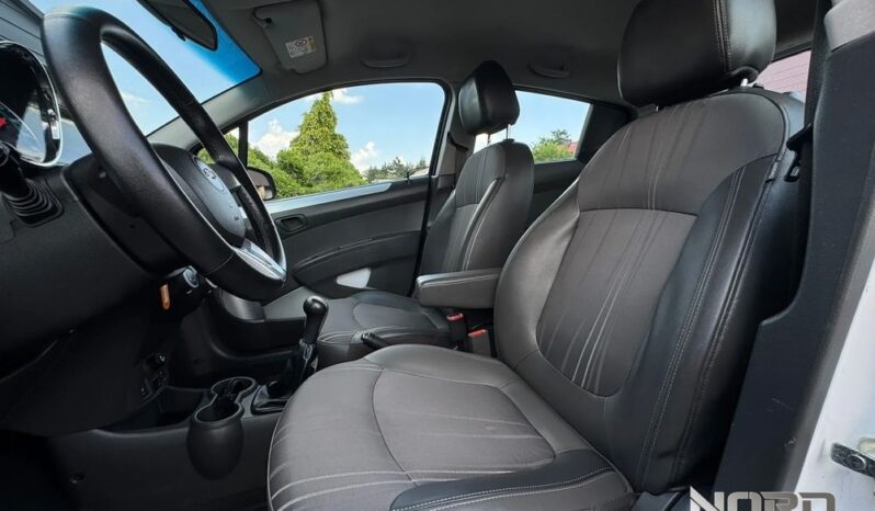 CHEVROLET Spark  | FWD (przód) | Manualna | 82 KM | Biały full