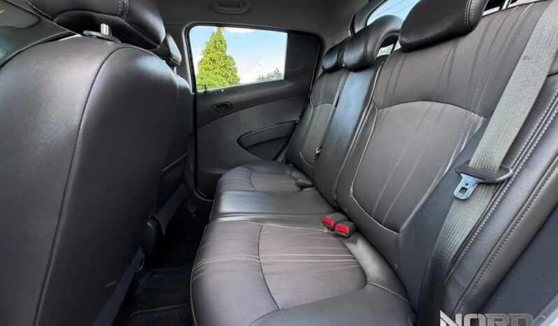 CHEVROLET Spark  | FWD (przód) | Manualna | 82 KM | Biały full