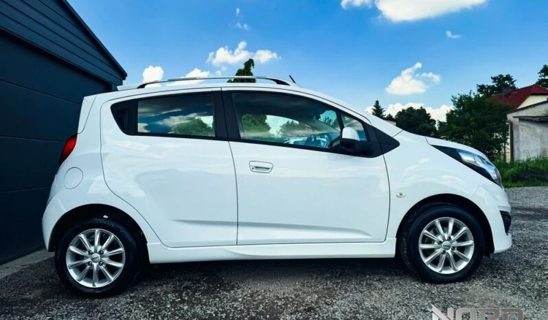 CHEVROLET Spark  | FWD (przód) | Manualna | 82 KM | Biały full