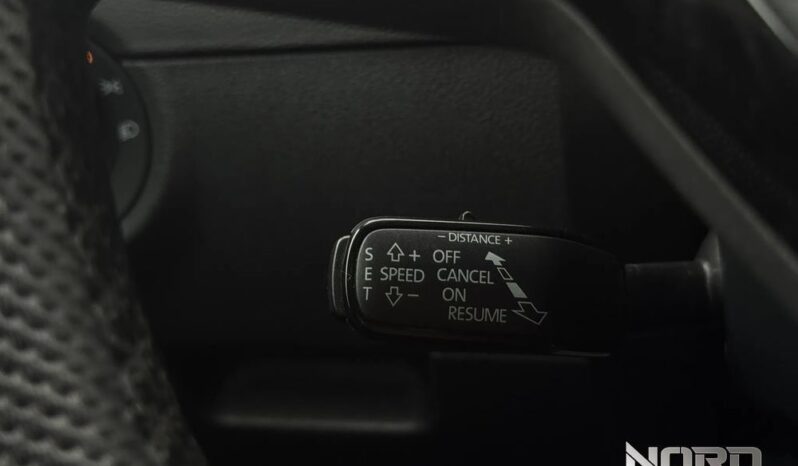 SKODA Octavia  | 4×4 (stały) | Automatyczna | 180 KM | Biały full