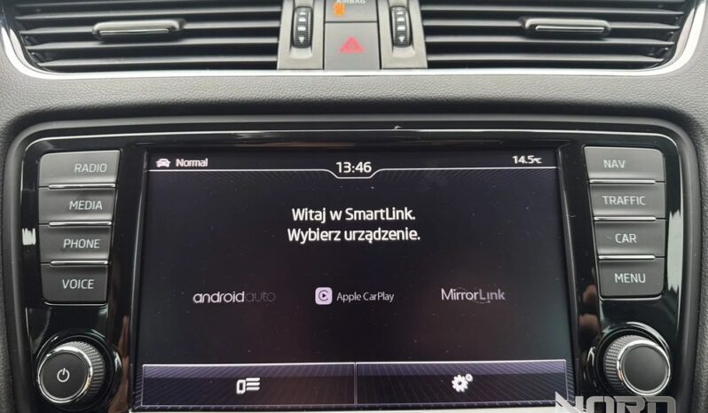 SKODA Octavia  | 4×4 (stały) | Automatyczna | 180 KM | Biały full