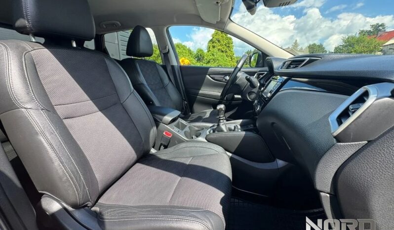 NISSAN Qashqai  | FWD (przód) | Manualna | 110 KM | Brązowy full