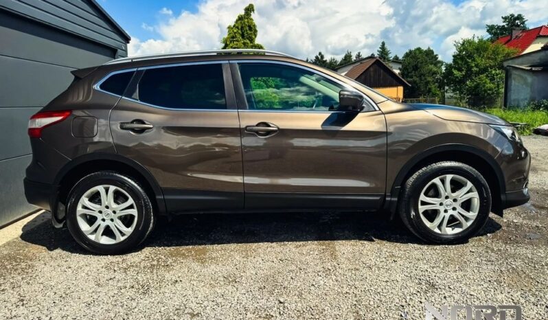 NISSAN Qashqai  | FWD (przód) | Manualna | 110 KM | Brązowy full