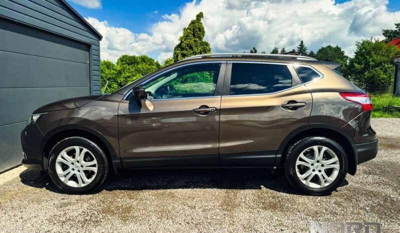 NISSAN Qashqai  | FWD (przód) | Manualna | 110 KM | Brązowy full