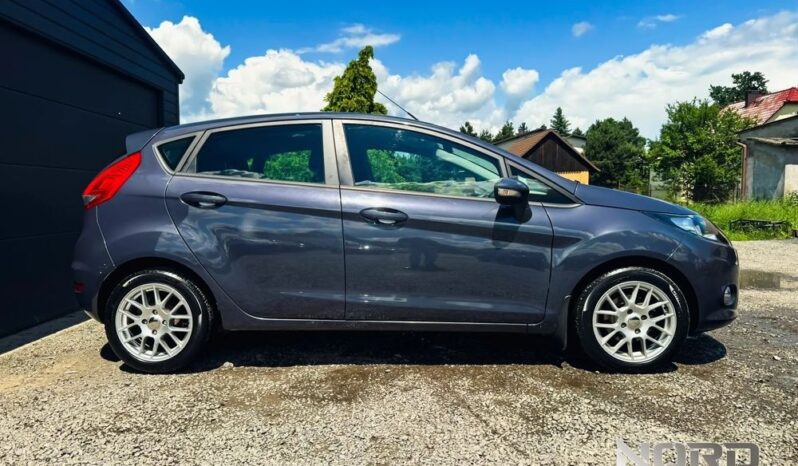 FORD Fiesta  | FWD (przód) | Manualna | 82 KM | Szary full