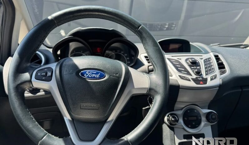 FORD Fiesta  | FWD (przód) | Manualna | 82 KM | Szary full