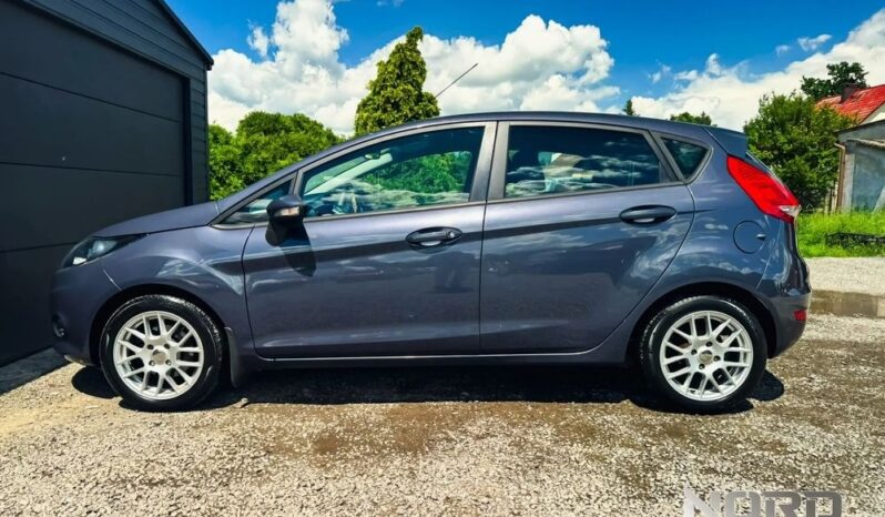 FORD Fiesta  | FWD (przód) | Manualna | 82 KM | Szary full