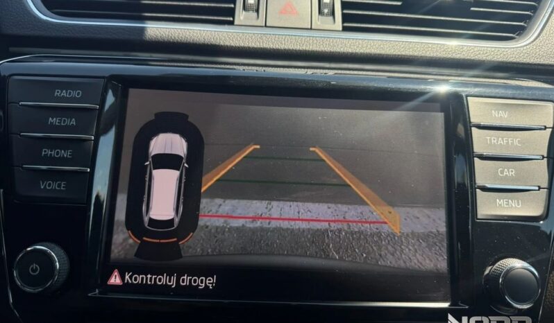 SKODA Superb  | 4×4 (stały) | Manualna | 150 KM | Beżowy full