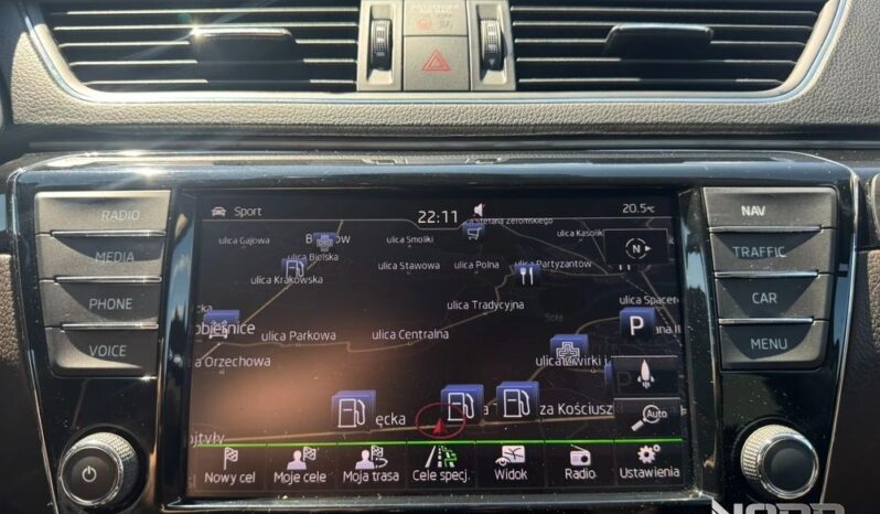 SKODA Superb  | 4×4 (stały) | Manualna | 150 KM | Beżowy full