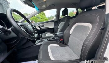 KIA Ceed  | FWD (przód) | Manualna | 100 KM | Biały full