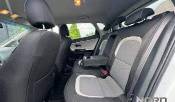 KIA Ceed  | FWD (przód) | Manualna | 100 KM | Biały full