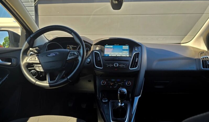FORD Focus  | FWD (przód) | Manualna | 125 KM | Czarny full