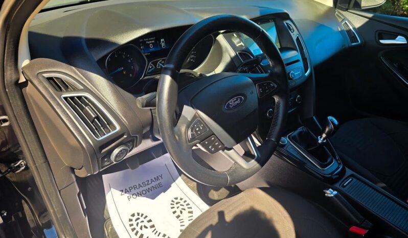 FORD Focus  | FWD (przód) | Manualna | 125 KM | Czarny full