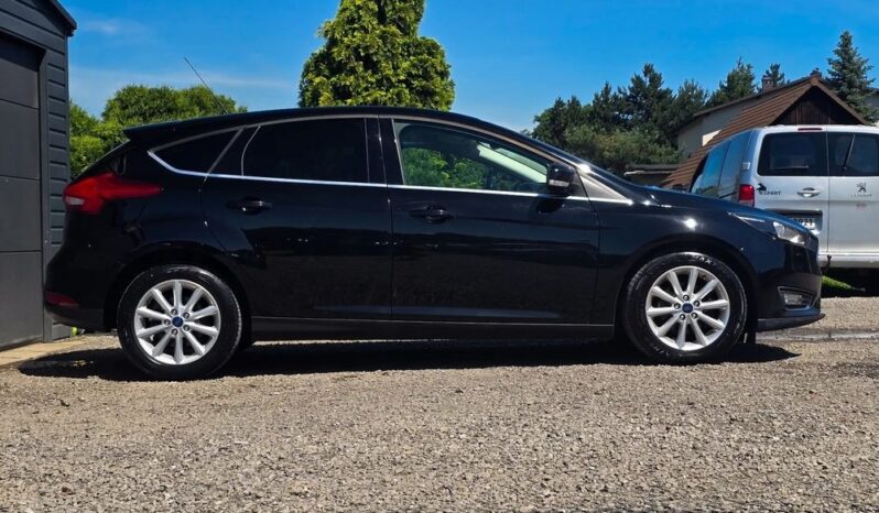 FORD Focus  | FWD (przód) | Manualna | 125 KM | Czarny full