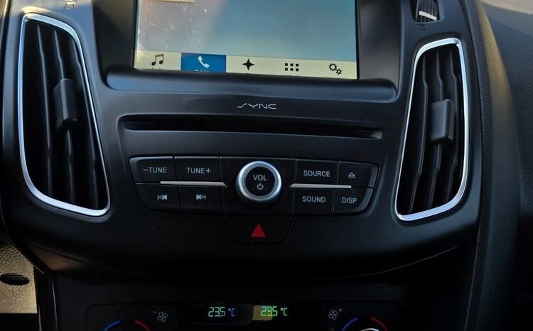 FORD Focus  | FWD (przód) | Manualna | 125 KM | Czarny full