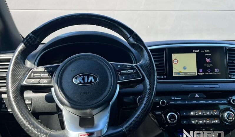 KIA Sportage  | 4×4 (doł. automatycznie) | Automatyczna | 136 KM | Czarny full