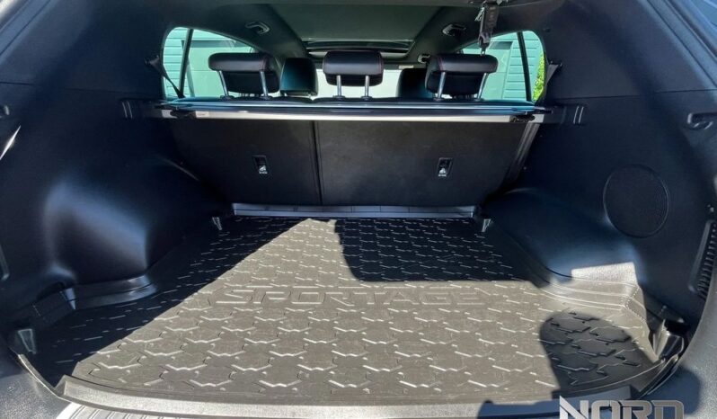 KIA Sportage  | 4×4 (doł. automatycznie) | Automatyczna | 136 KM | Czarny full