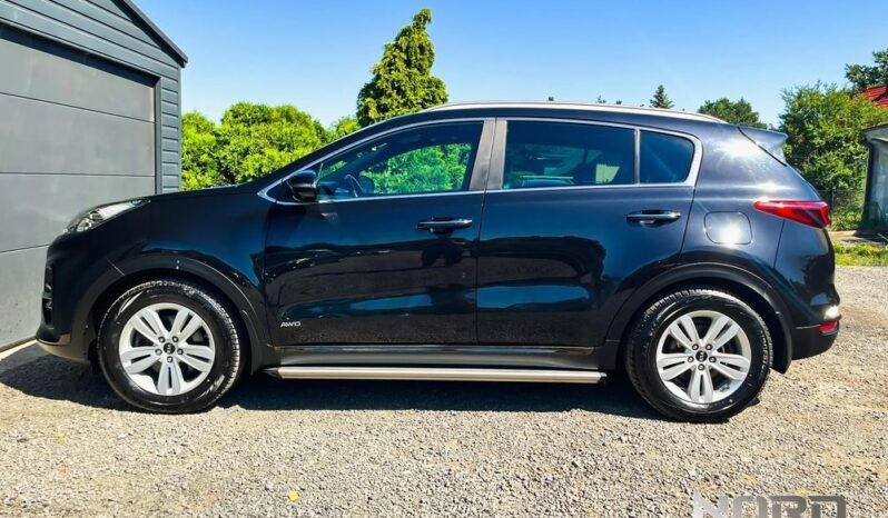 KIA Sportage  | 4×4 (doł. automatycznie) | Automatyczna | 136 KM | Czarny full