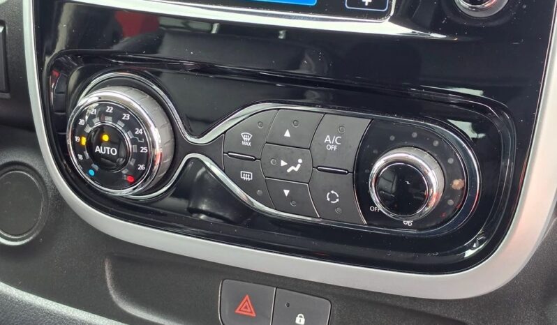OPEL Vivaro | FWD (przód) | Manualna | 145 KM | Szary full