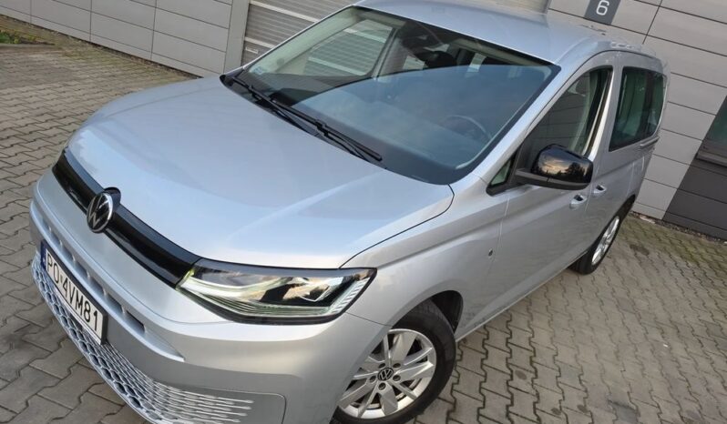 VOLKSWAGEN Caddy | FWD (przód) | Automatyczna | 122 KM | Srebrny full