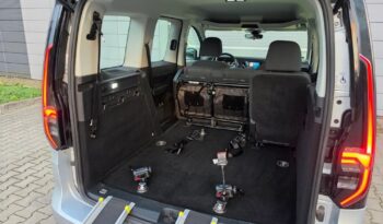 VOLKSWAGEN Caddy | FWD (przód) | Automatyczna | 122 KM | Srebrny full
