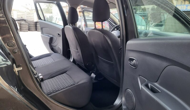 DACIA Logan  | przedni | Manualna | 90 KM | Czarny full