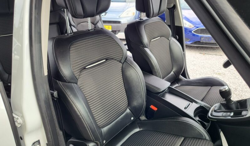 RENAULT Grand Scenic  | FWD (przód) | Manualna | 130 KM | bialy full