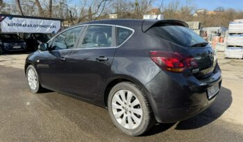 OPEL Astra | FWD (przód) | Manualna | 125 KM | Czarny full