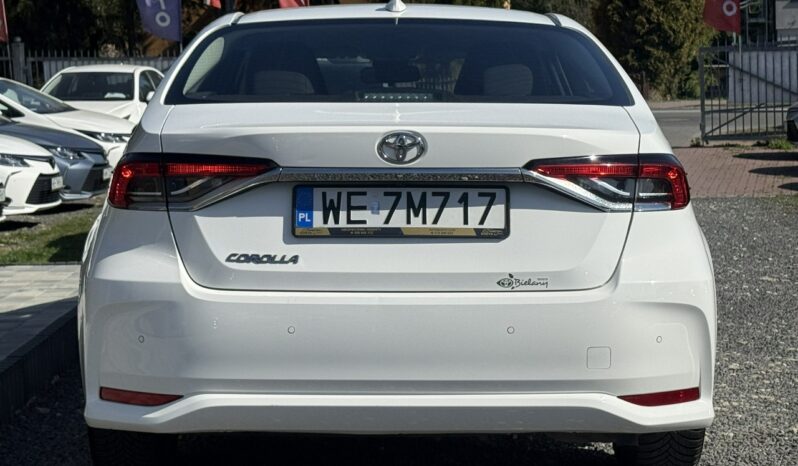 TOYOTA Corolla  | przedni | Automatyczna | 125 KM | bialy full