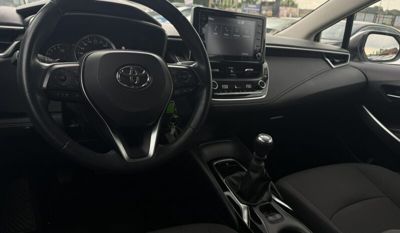TOYOTA Corolla  | FWD (przód) | Manualna | 125 KM | bialy full