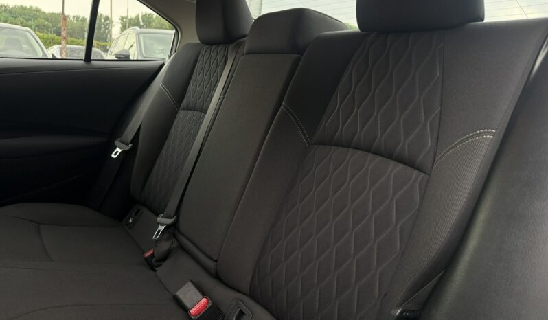 TOYOTA Corolla  | FWD (przód) | Manualna | 125 KM | bialy full