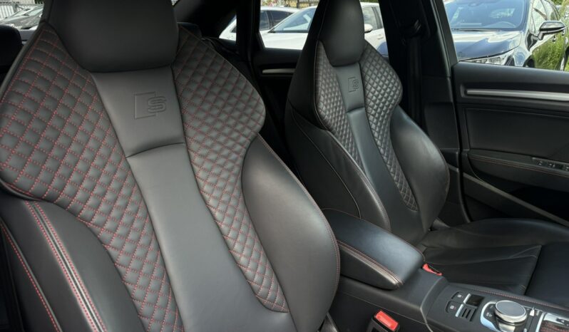 AUDI S3  | 4×4 (doł. automatycznie) | Automatyczna | 300 KM | Szary full