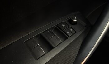 TOYOTA Corolla  | FWD (przód) | Automatyczna | 125 KM | bialy full